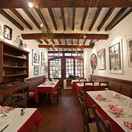 Hotel Les Arcades Biot